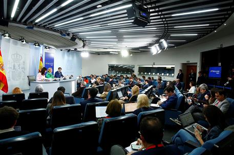 25/02/2025. Rueda de prensa tras el Consejo de Ministros: Pilar Alegría, Ana Redondo y Óscar López. La ministra de Igualdad, Ana Redondo; la...